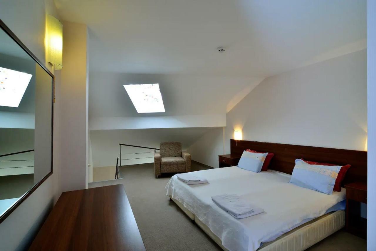 Kralev Dvor Hotel Banszko Kültér fotó